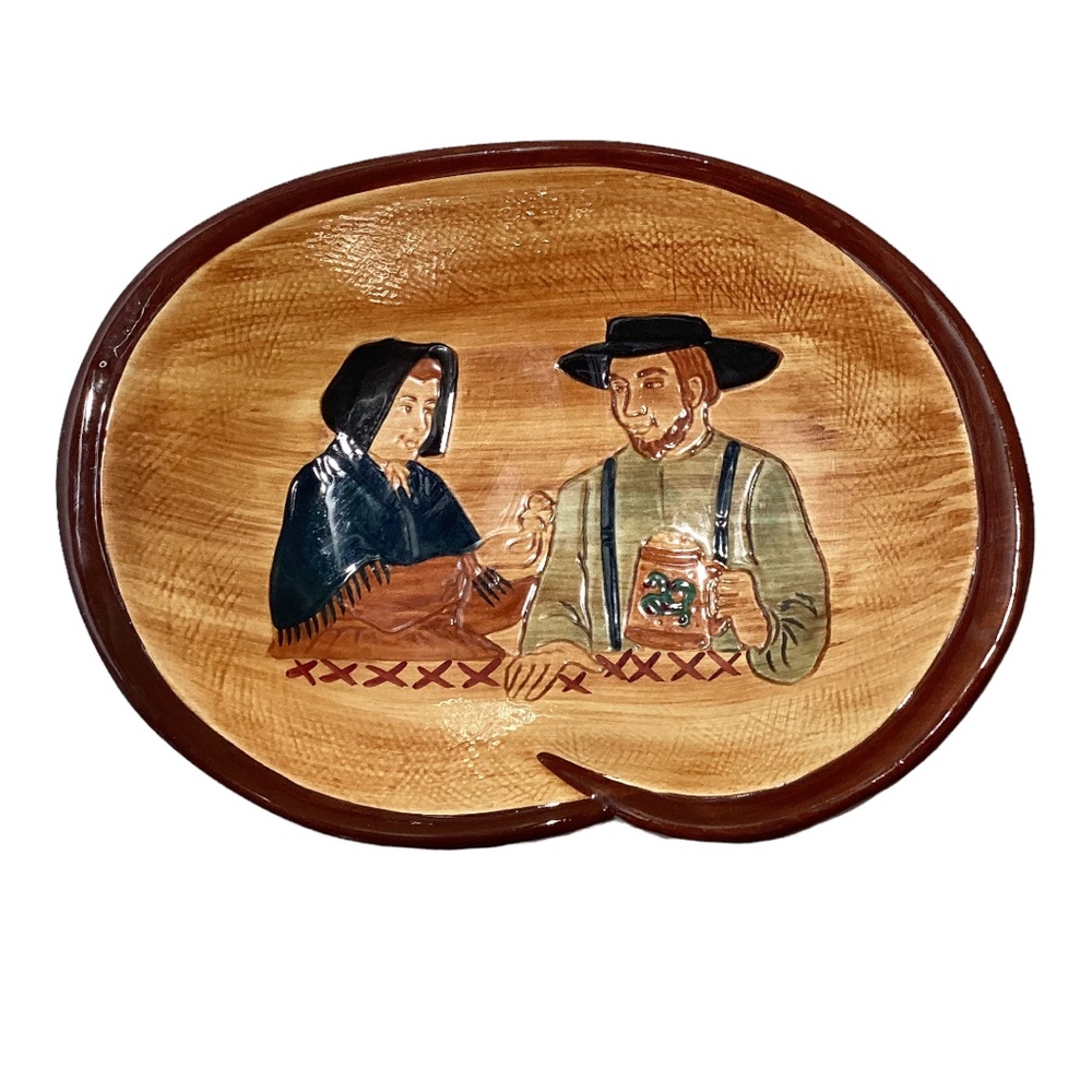 Pennsbury Pottery‎ Vintage Oval Serving Dish Amish Dining Couple Scene